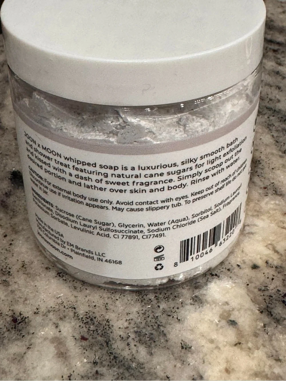 SIS AND ME Coconut Whipped Sugar Scrub — White